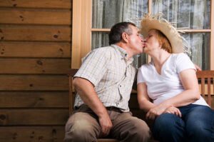 7 Keys to Growing Old in Your Own Home graphic